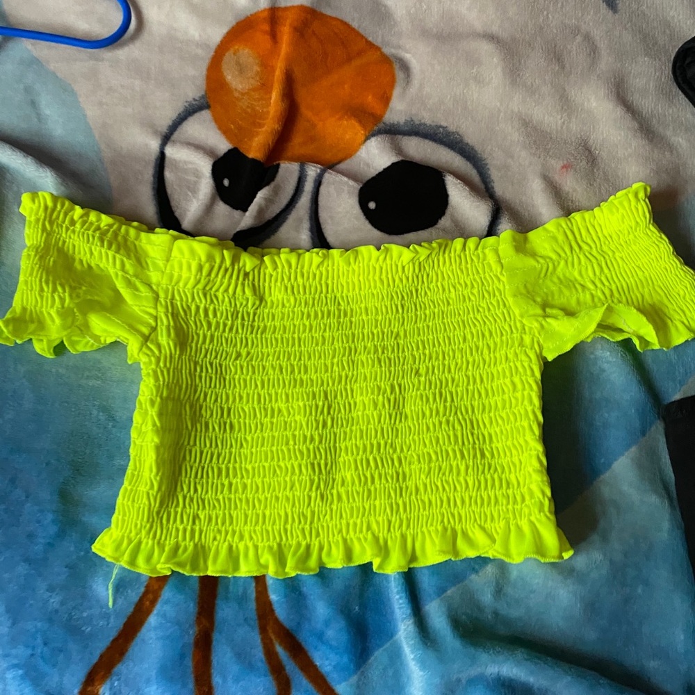 Crop top